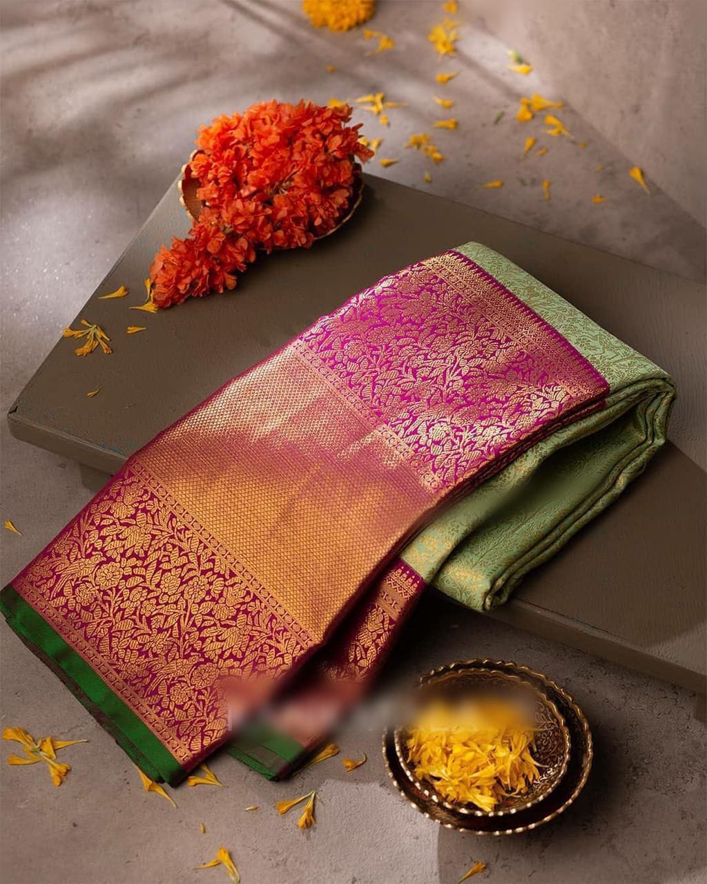 Invaluable Pista Soft Banarasi Silk Saree With Surpassing Blouse Piece - Image 2