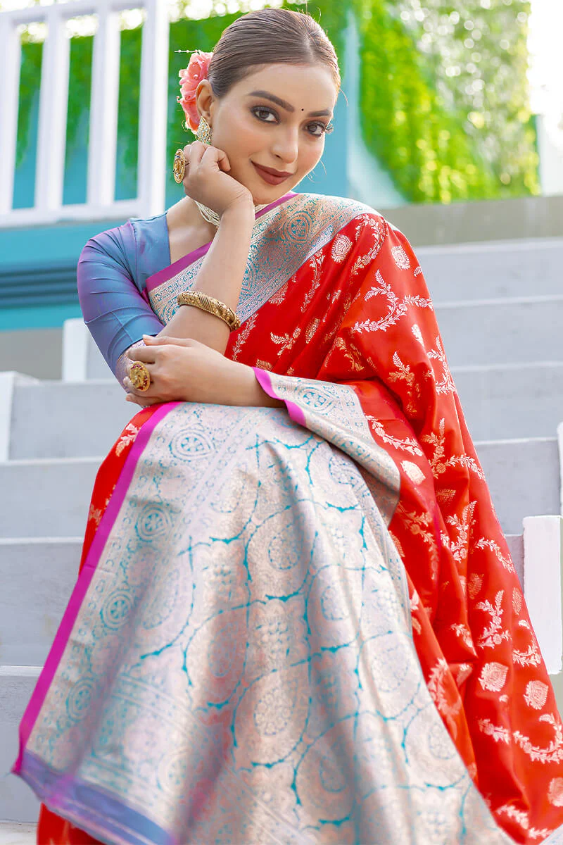 Invaluable Red Soft Banarasi Silk Saree With Demanding Blouse Piece - Image 2