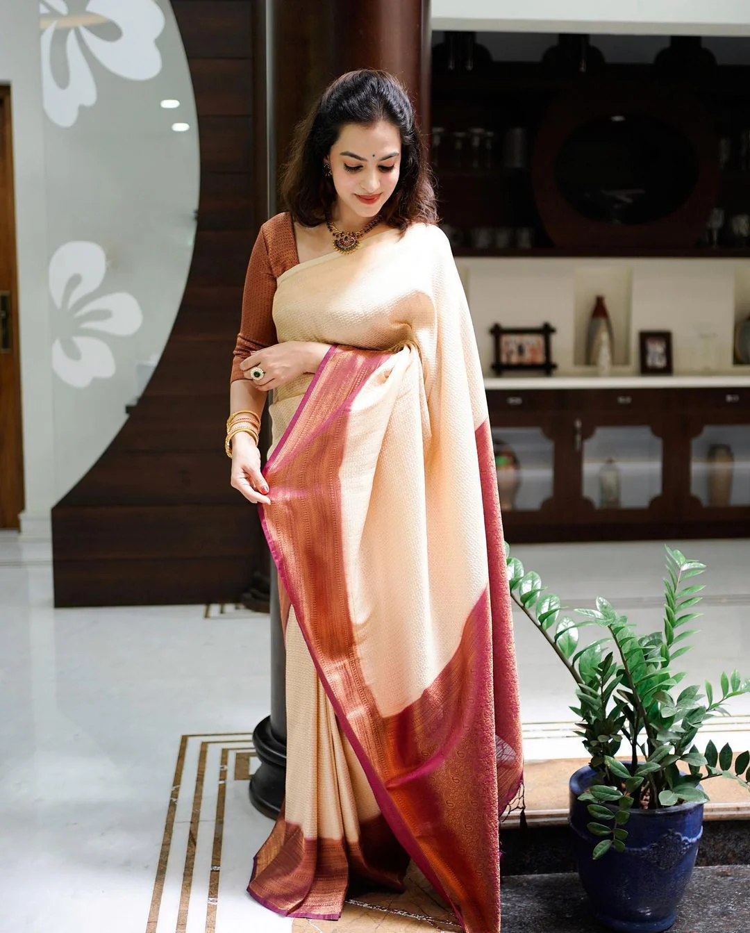 Lagniappe Beige Soft Silk Saree With Lassitude Blouse Piece - Image 5