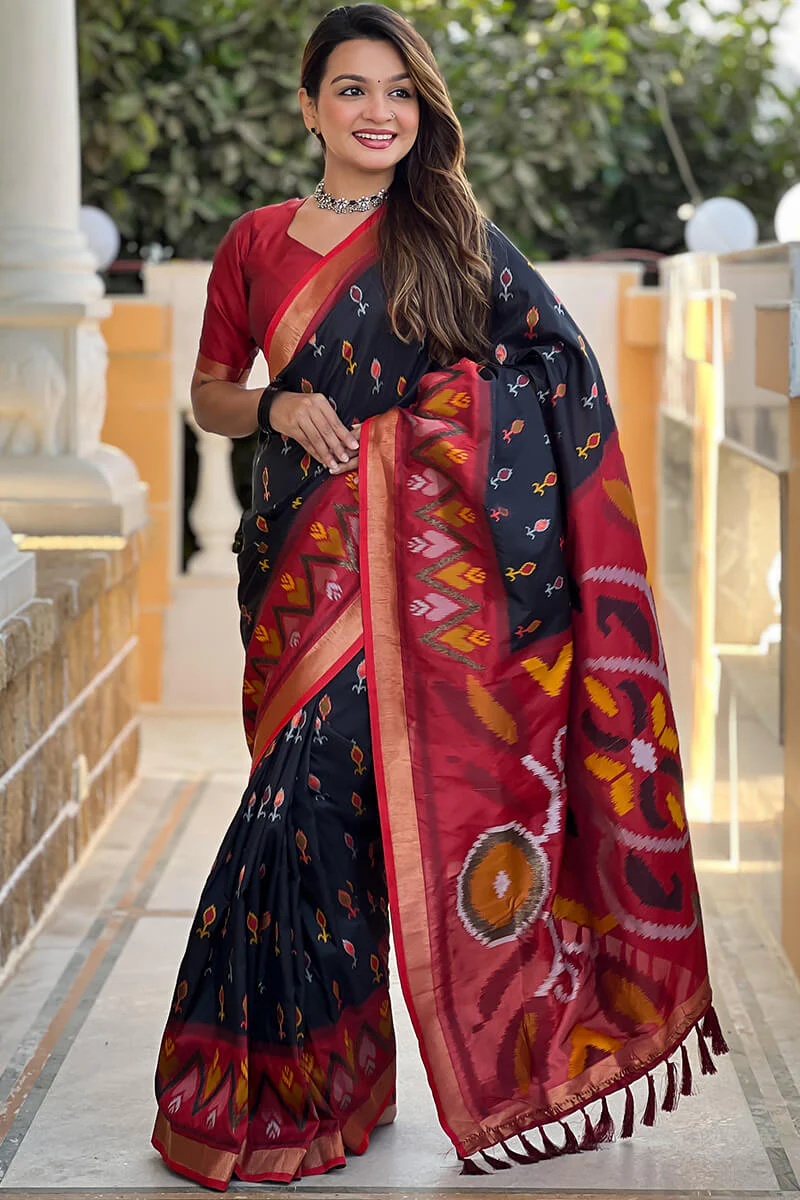 Lagniappe Black Soft Banarasi Silk Saree With Prodigal Blouse Piece - Image 3