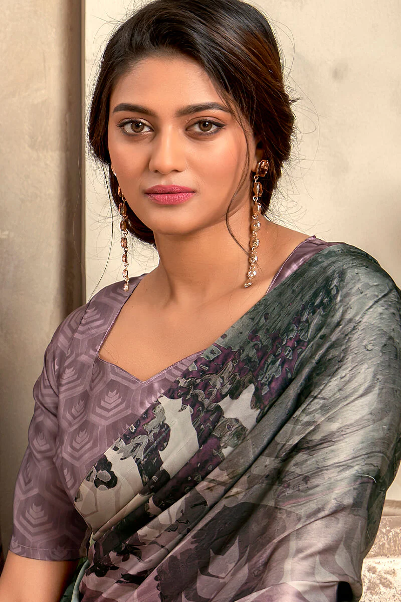 Lagniappe Grey Digital Printed Soft Silk Saree With Scintilla Blouse Piece - Image 4