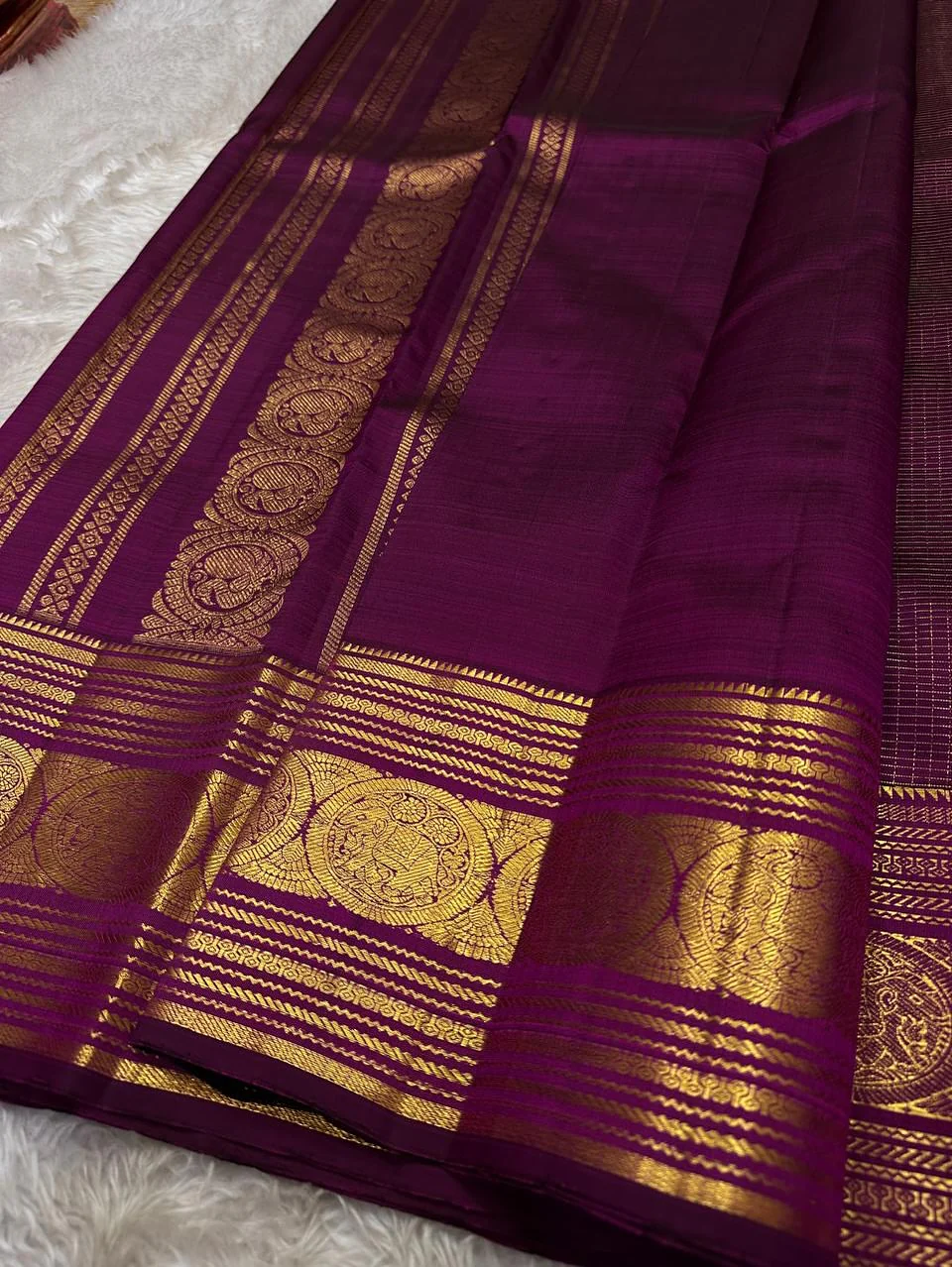Lagniappe Wine Soft Banarasi Silk Saree With Murmurous Blouse Piece - Image 4