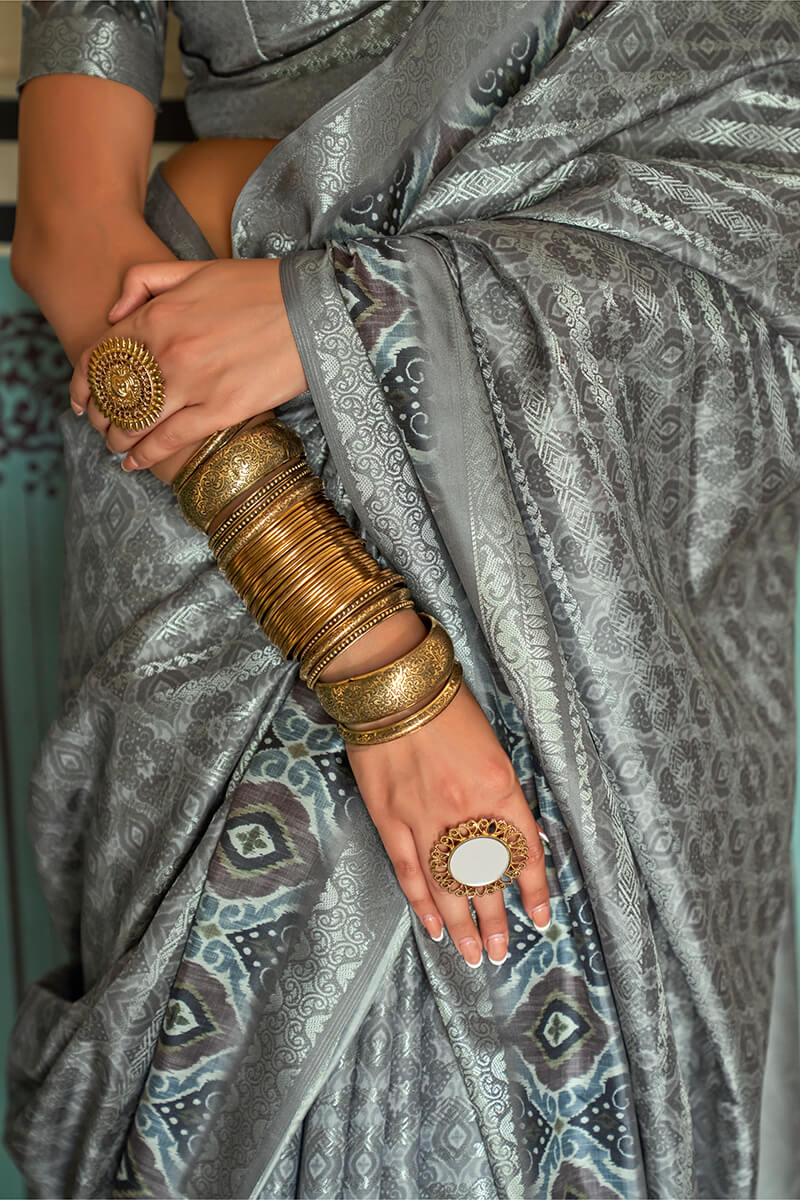 Lassitude Grey Digital Printed Soft Silk Saree With Desiring Blouse Piece - Image 4