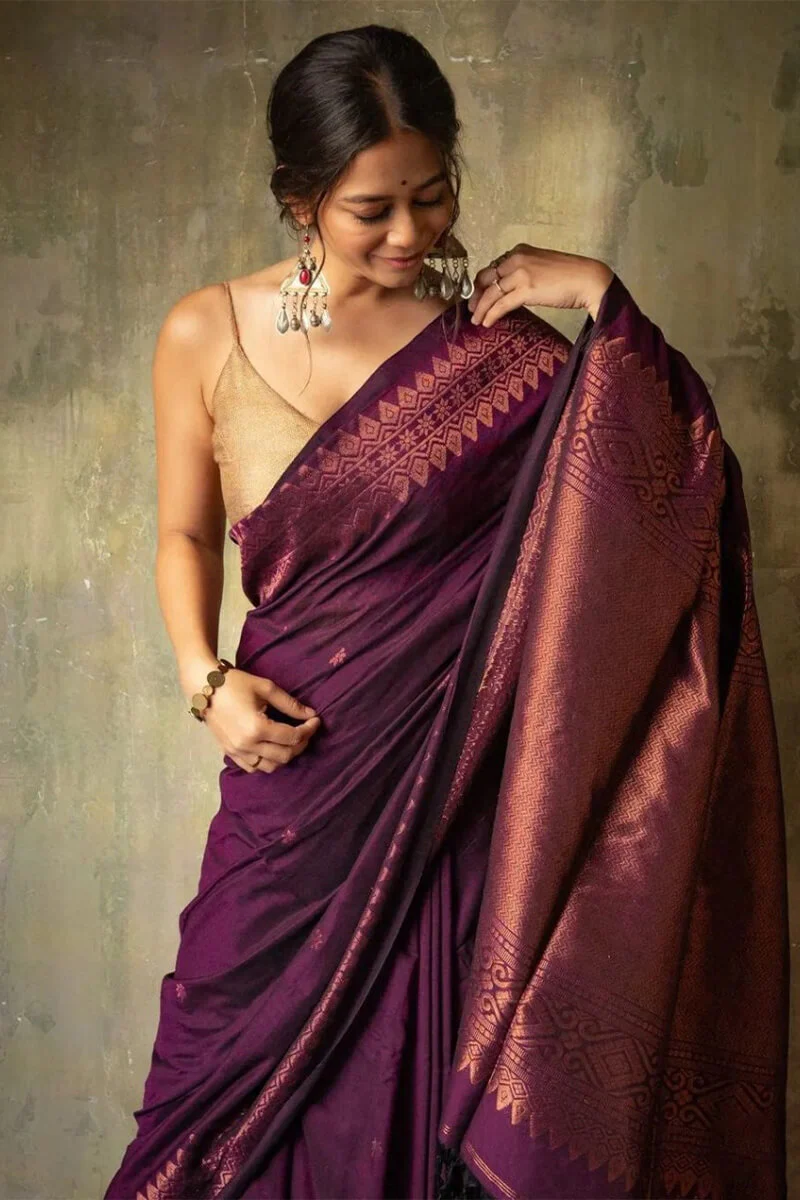 Lassitude Purple Soft Silk Saree With Sempiternal  Blouse Piece - Image 4