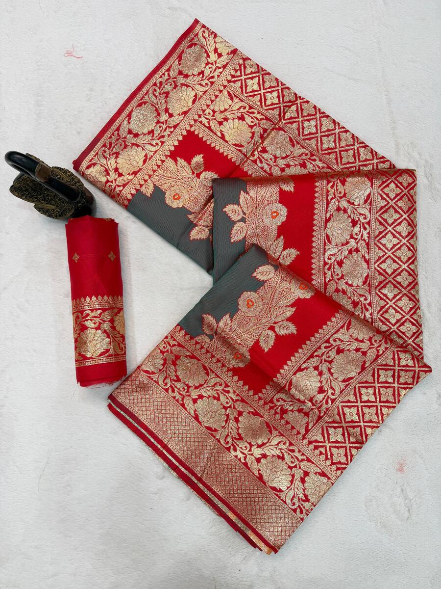 Lovely Multicolor Pure Zari Weaving Banarasi Silk Saree With Gratifying Blouse Piece - Image 2