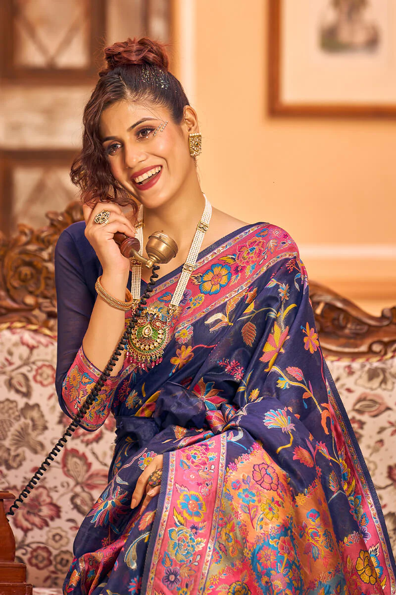 Lovely Navy Blue Linen Silk Saree With Engrossing Blouse Piece - Image 5