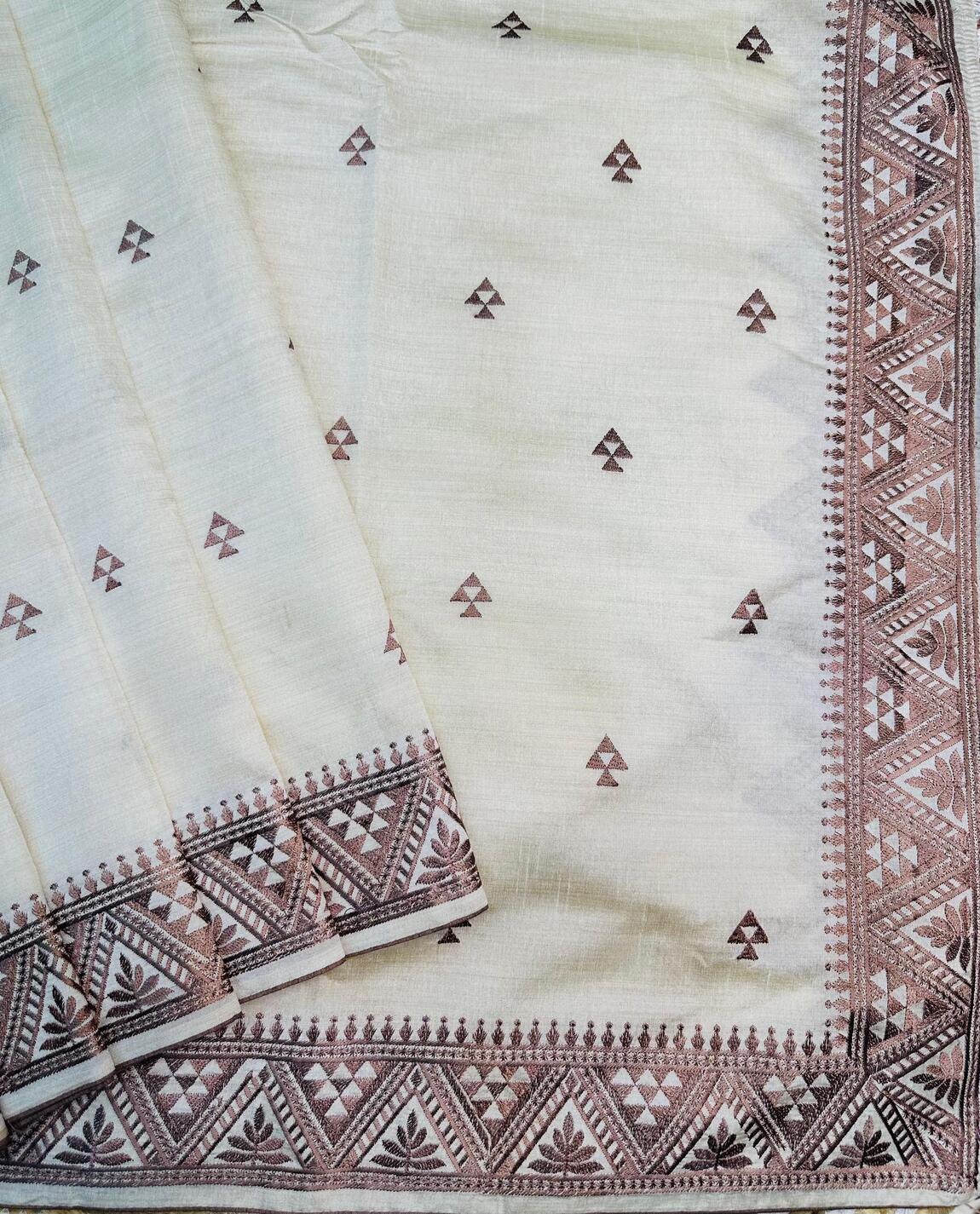 Lovely Off White Embroidery Work Tussar Silk Saree With Demanding Blouse Piece - Image 2