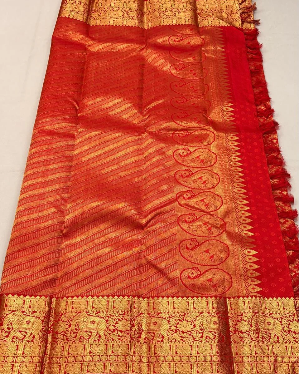 Lovely Red Soft Banarasi Silk Saree With Precious Blouse Piece - Image 2