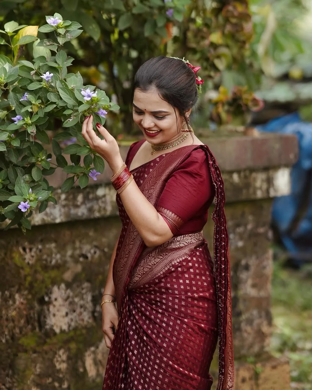 Lovely Wine Soft Silk Saree With Outstanding Blouse Piece - Image 6
