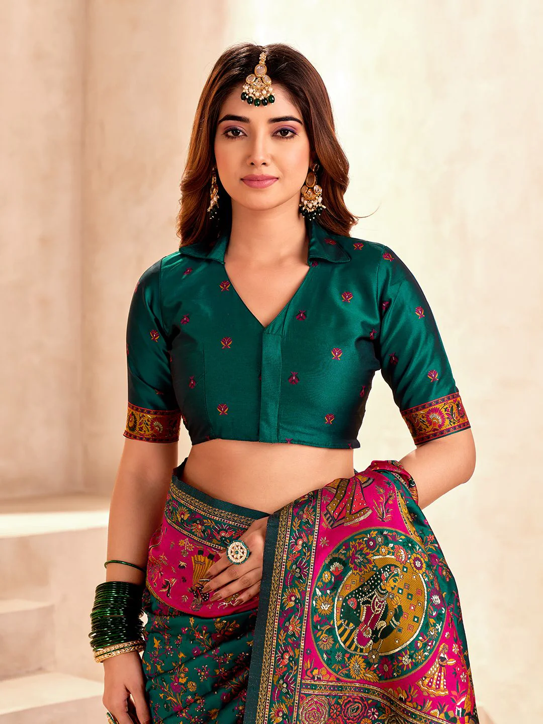 Lustrous Dark Green Nylon Dola Pashmina Saree With Devastating Blouse Piece - Image 8