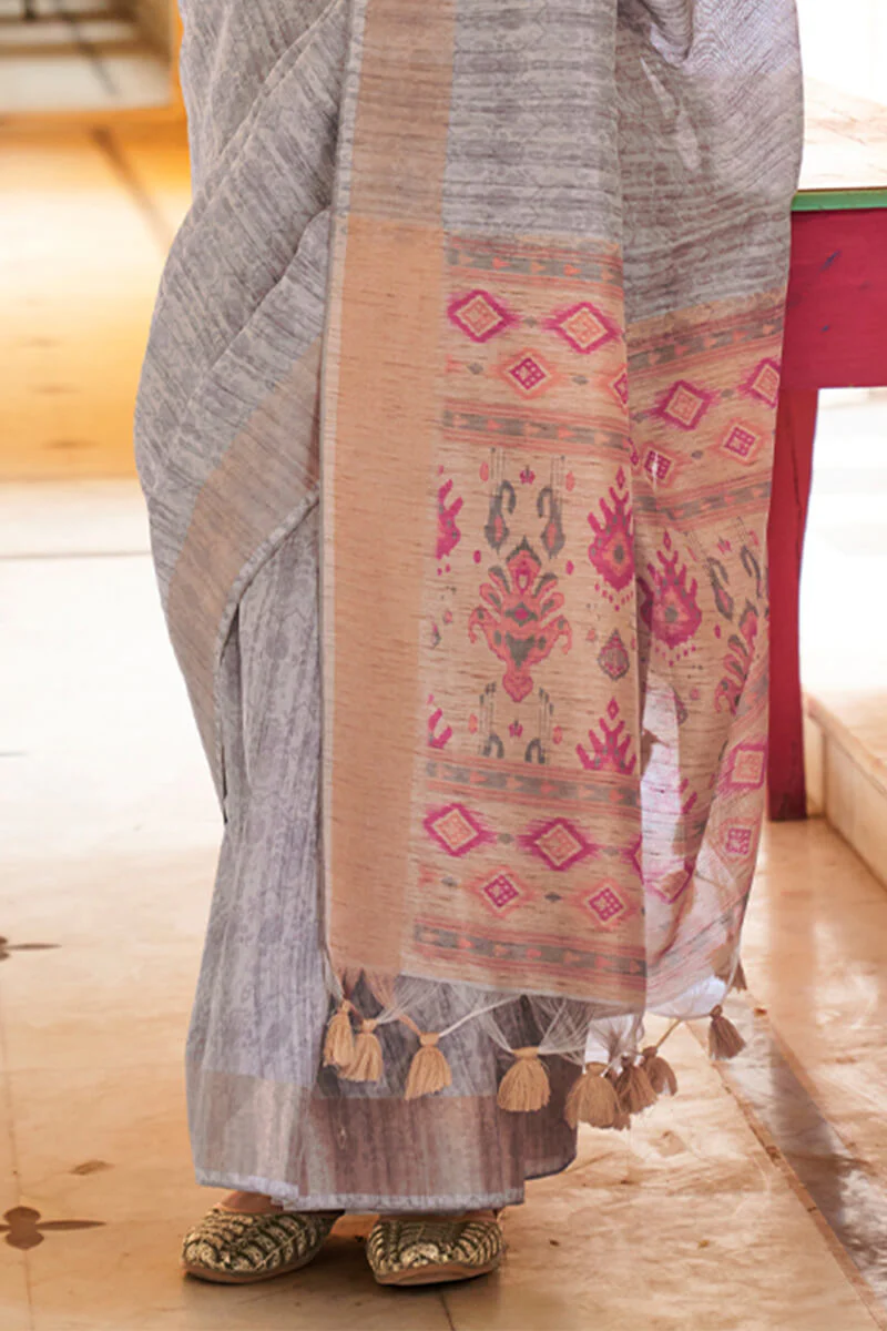 Luxuriant Grey Cotton Silk Saree With Comely Blouse Piece - Image 3