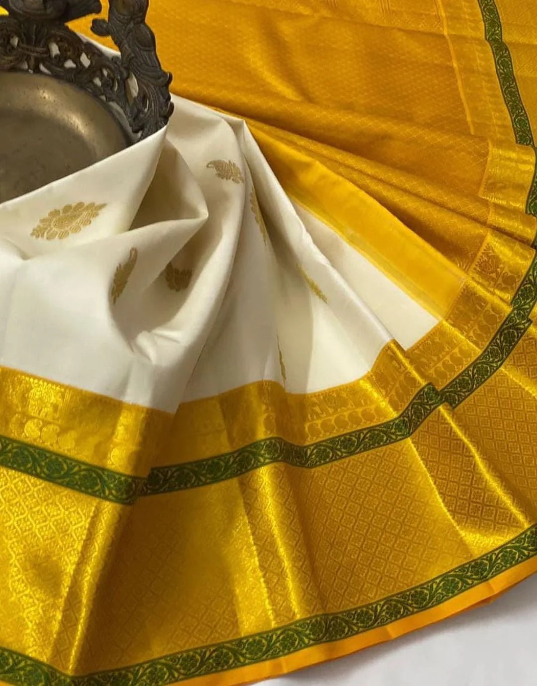 Luxuriant Off White Soft Silk Saree With Glittering Blouse Piece - Image 3