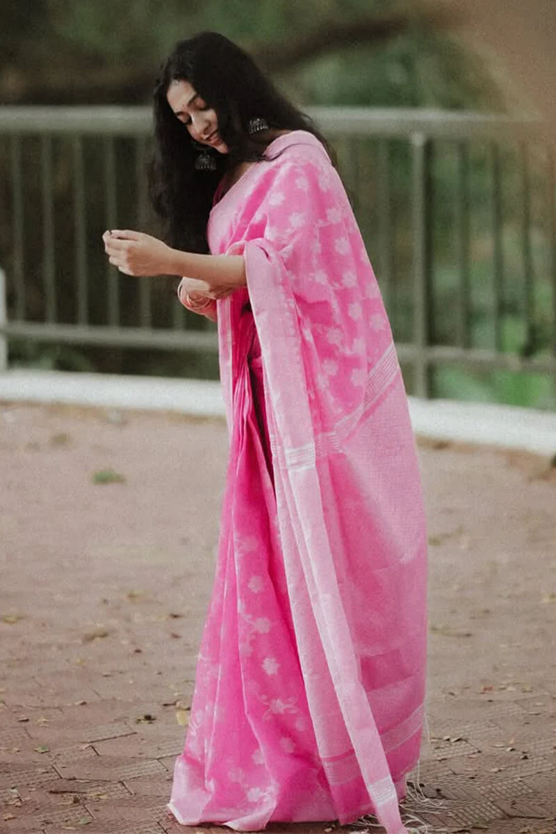 Luxuriant Pink Cotton Silk Saree With Evocative Blouse Piece - Image 3