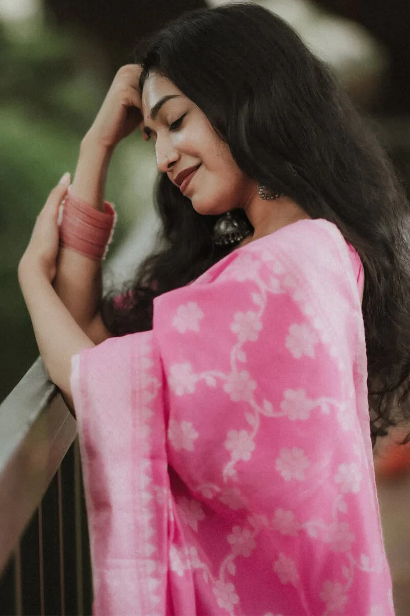 Luxuriant Pink Cotton Silk Saree With Evocative Blouse Piece - Image 6