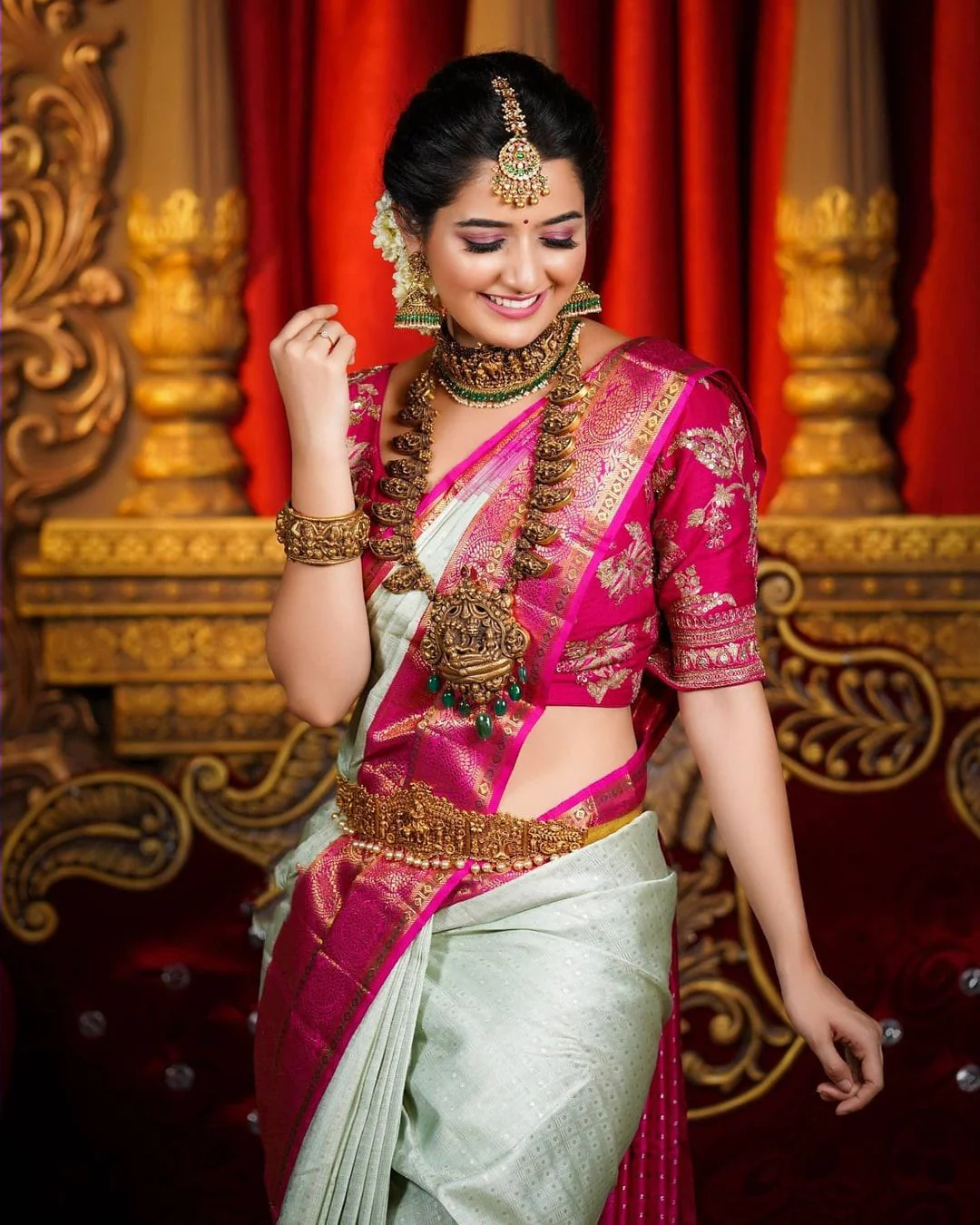 Luxuriant Sea Green Soft Banarasi Silk Saree With Smashing Blouse Piece - Image 4