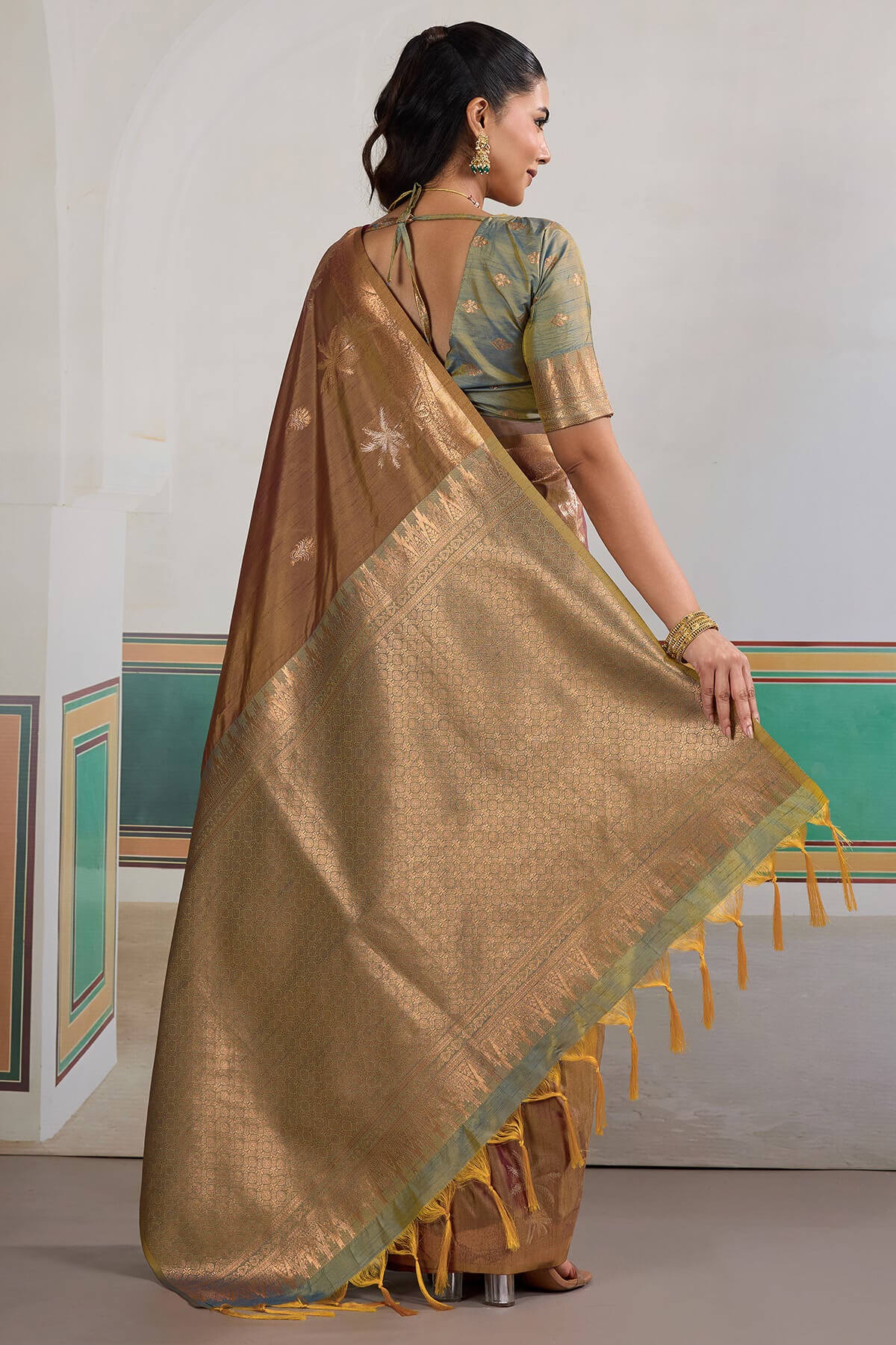 Magnetic Brown Banarasi Tussar Silk Saree With Bewitching Blouse Piece - Image 5