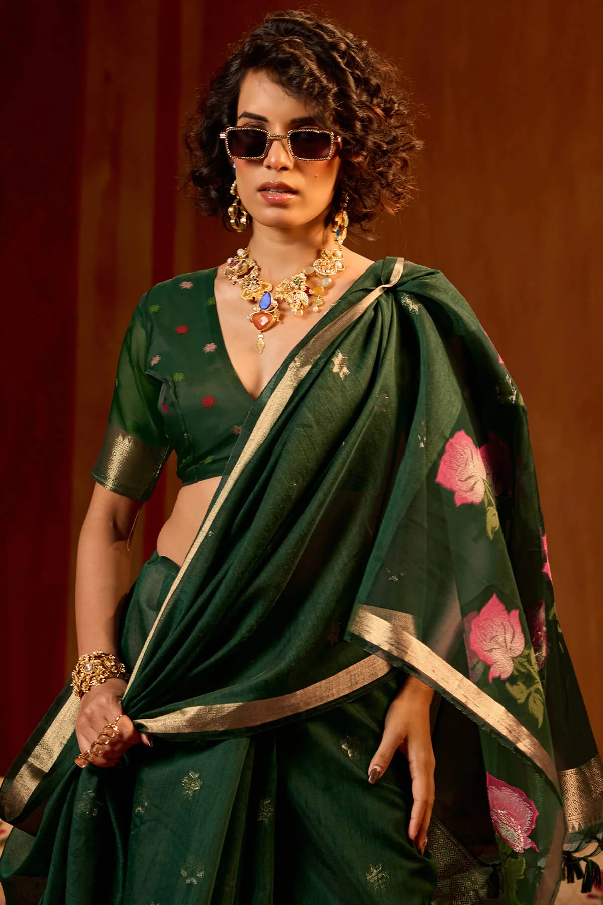 Magnificat Dark Green Pure Munga Cotton Saree With Beautiful Blouse Piece - Image 2