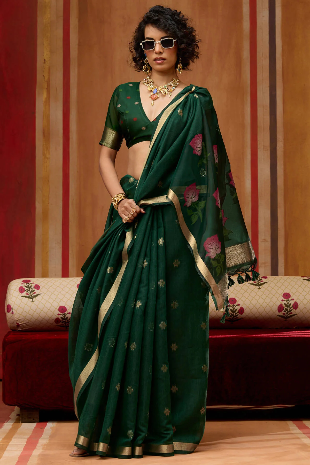Magnificat Dark Green Pure Munga Cotton Saree With Beautiful Blouse Piece - Image 5