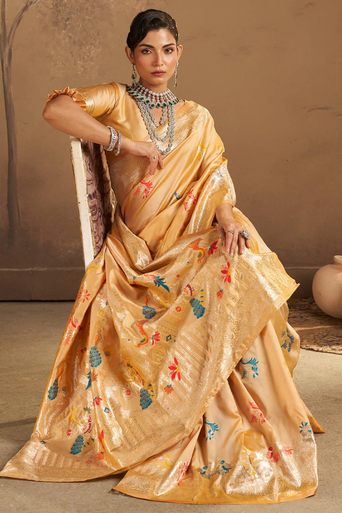 Majestic Beige Pure Zari Weaving Banarasi Silk Saree With Mellifluous Blouse Piece - Image 3