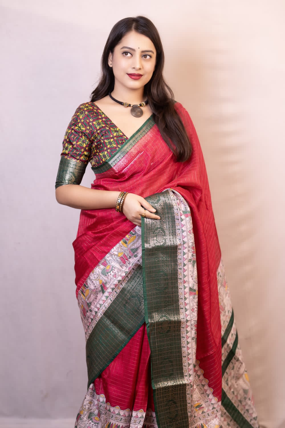 Majestic Dark Pink Digital Printed Dola Silk Saree With Fugacious Blouse Piece - Image 3