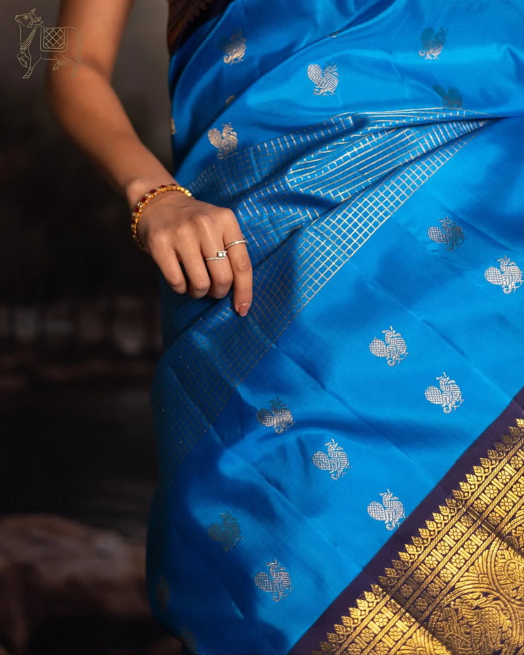 Majestic Firozi Soft Silk Saree With Luminous Blouse Piece - Image 6