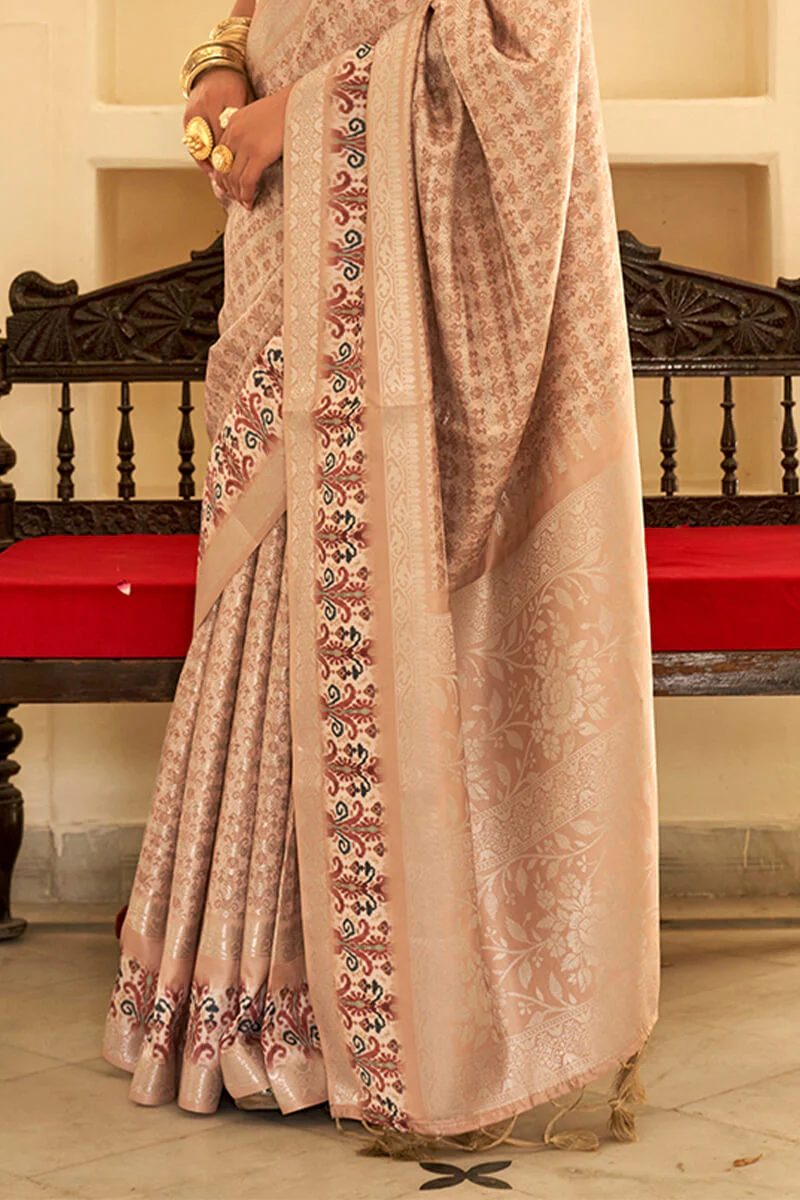 Majesty Beige Digital Printed Soft Silk Saree With Engrossing Blouse Piece - Image 3