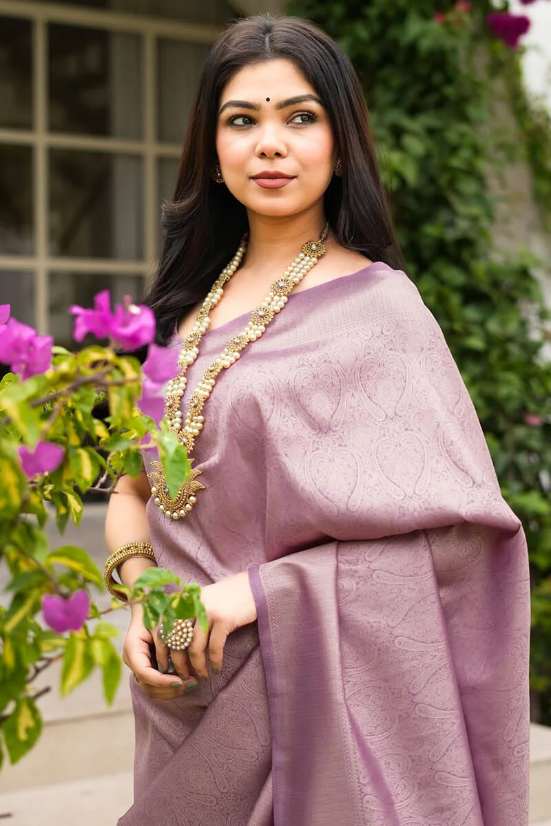Majesty Lavender Soft Silk Saree With Splendorous Blouse Piece - Image 2