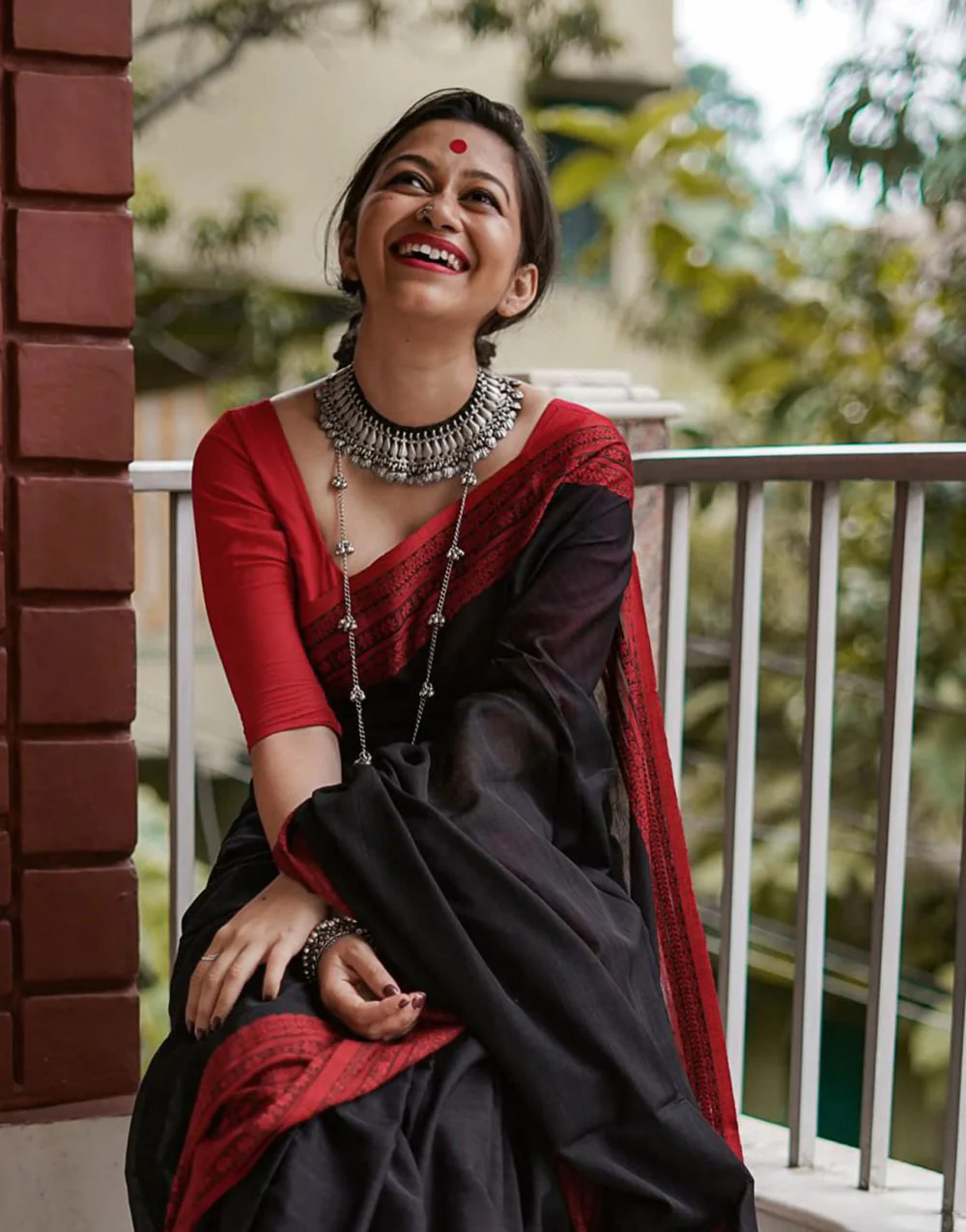 Marvellous Black Cotton Silk Saree With Demanding Blouse Piece - Image 3