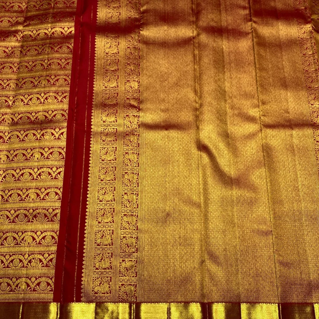 Marvellous Red Pure Zari Weaving Banarasi Silk Saree With Zephyr Blouse Piece - Image 4