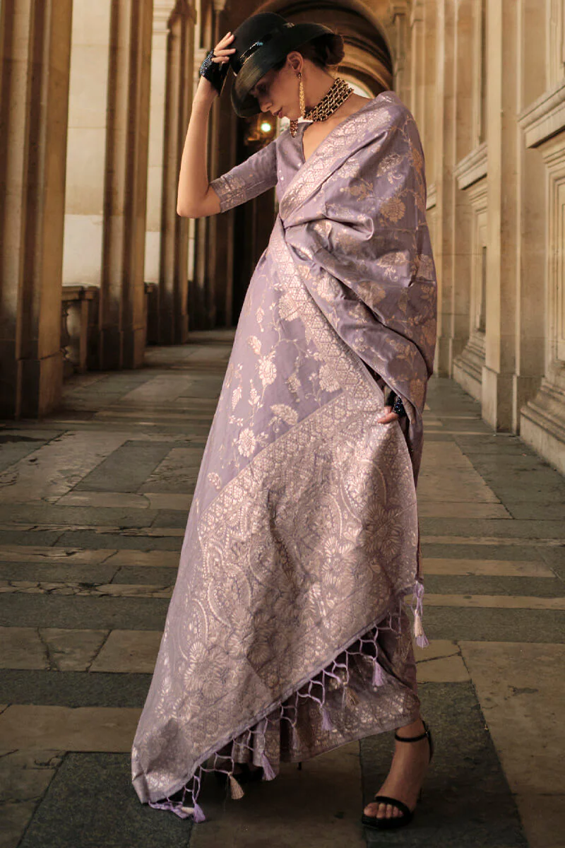 Mellifluous Lavender Soft Banarasi Silk Saree With Scintilla Blouse Piece - Image 2