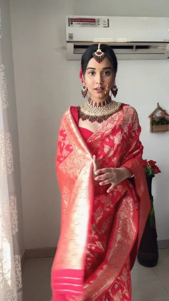Mesmeric 1-Minute Ready To Wear Red Soft Silk Saree - Image 3