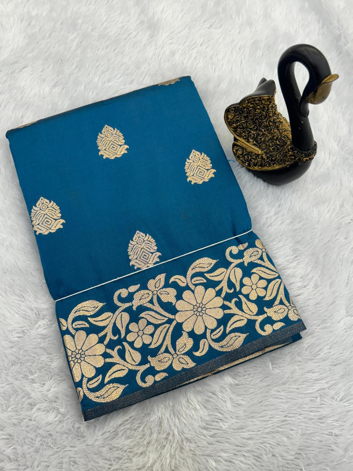 Mesmeric Blue Soft Banarasi Silk Saree With Jazzy Blouse Piece - Image 2