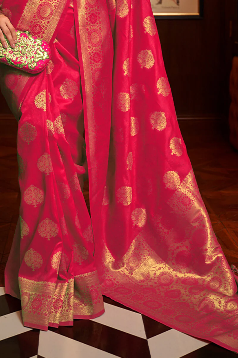 Mesmeric Dark Pink Kanjivaram Silk Saree With Classic Blouse Piece - Image 3