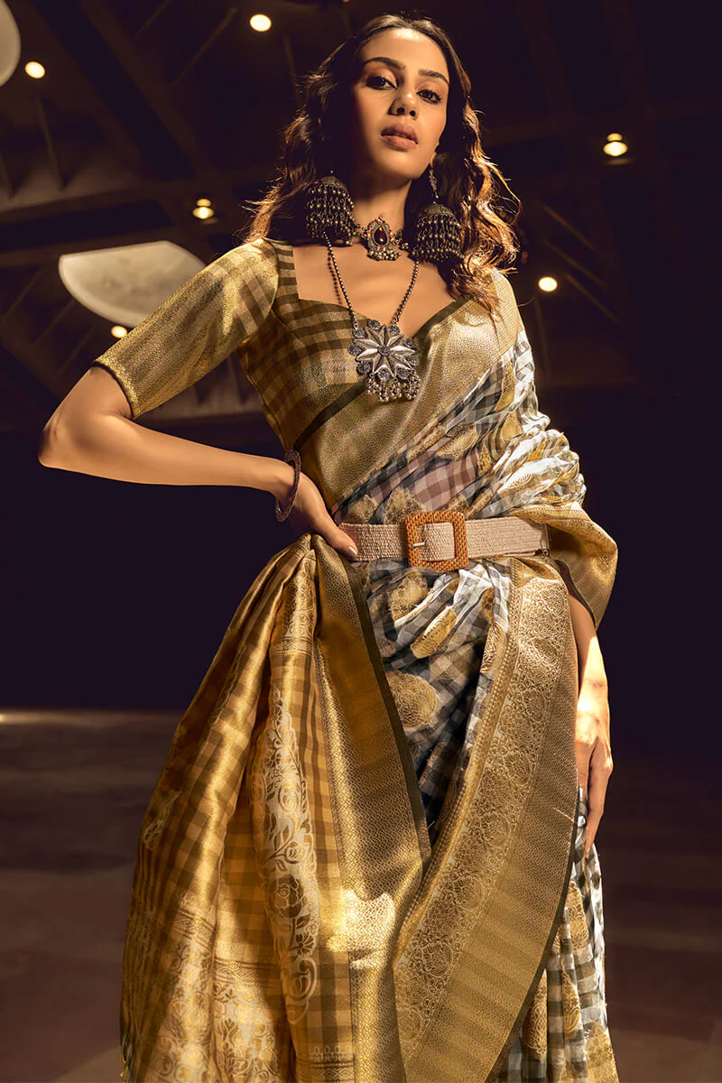 Mesmerising Grey and Yellow Soft Banarasi Silk Saree With Extraordinary Blouse - Image 4