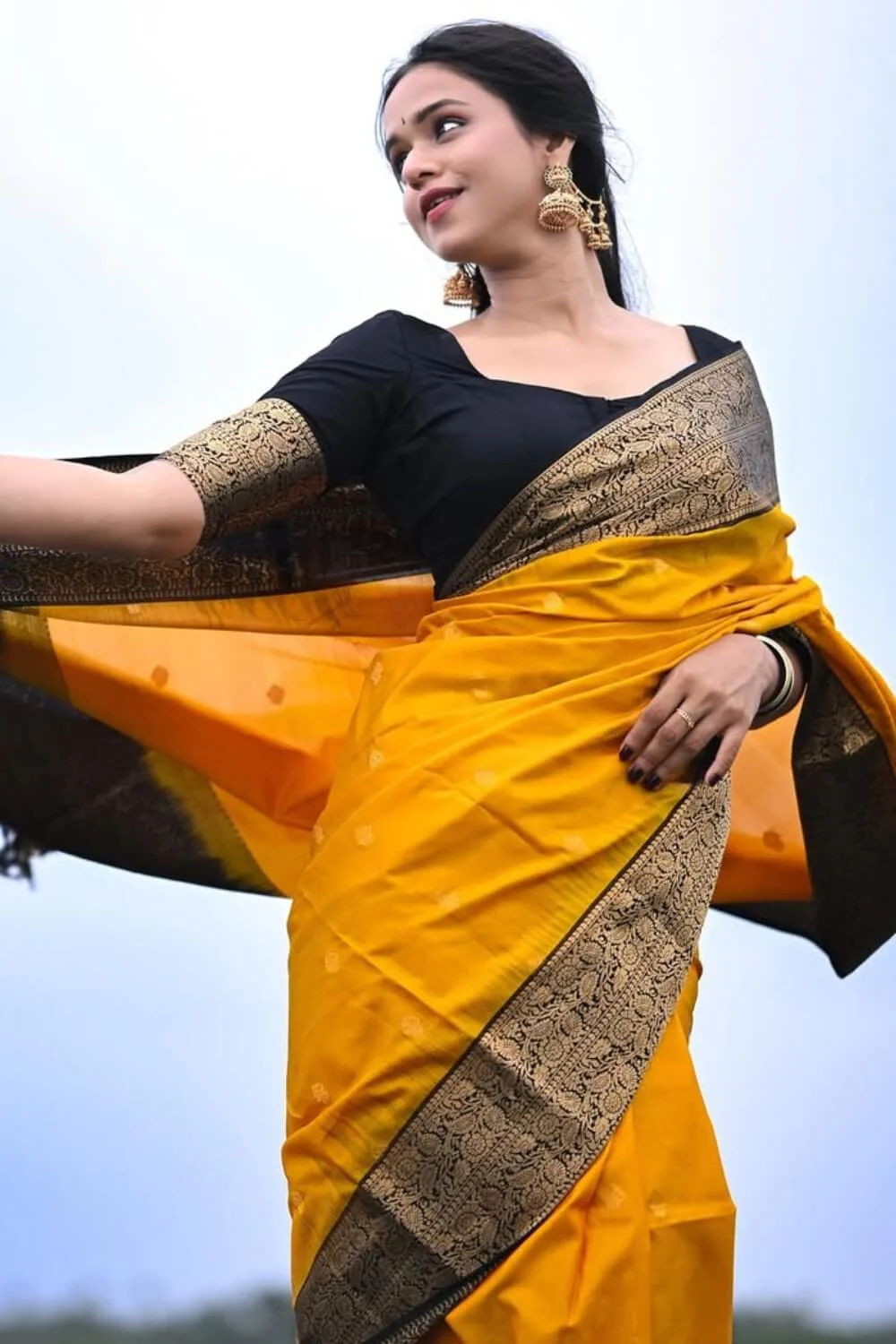 Moiety Mustard Soft Silk Saree With Transcendent Blouse Piece - Image 5
