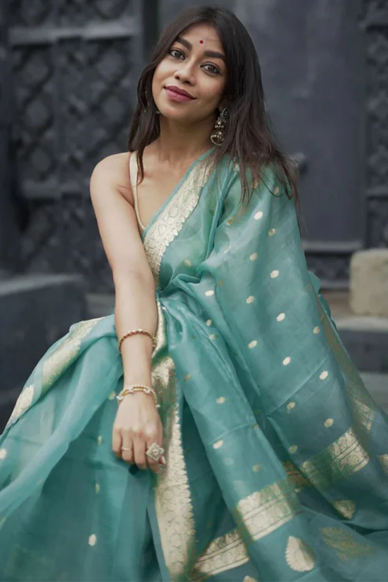 Moiety Turquoise Banarasi Silk Saree With Panoply Blouse Piece - Image 2