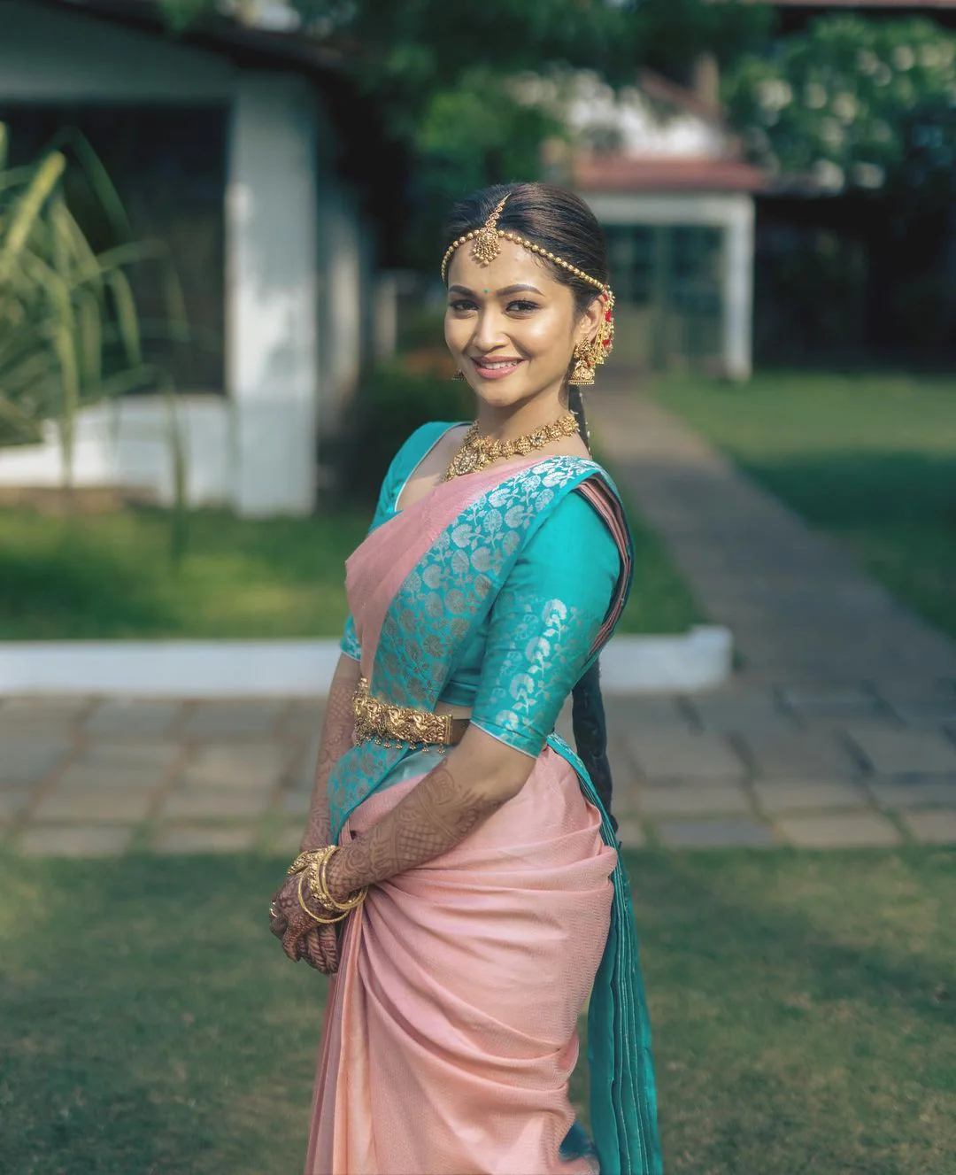 Moiety Peach Soft Banarasi Silk Saree With Impressive Blouse Piece - Image 2