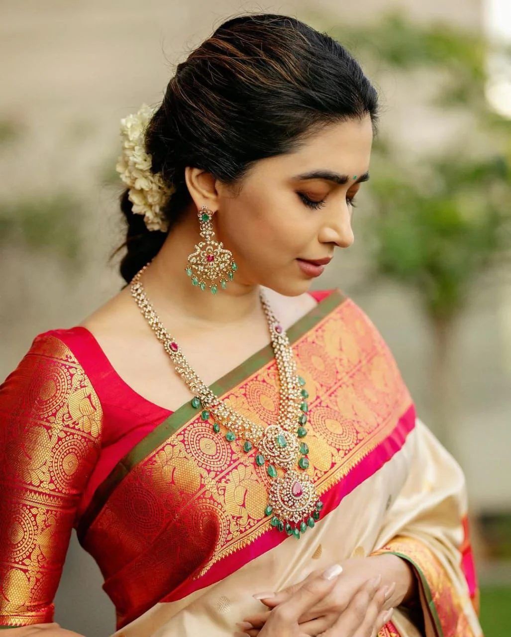 Most Stunning Beige Soft Silk Saree With Girlish Blouse Piece - Image 5