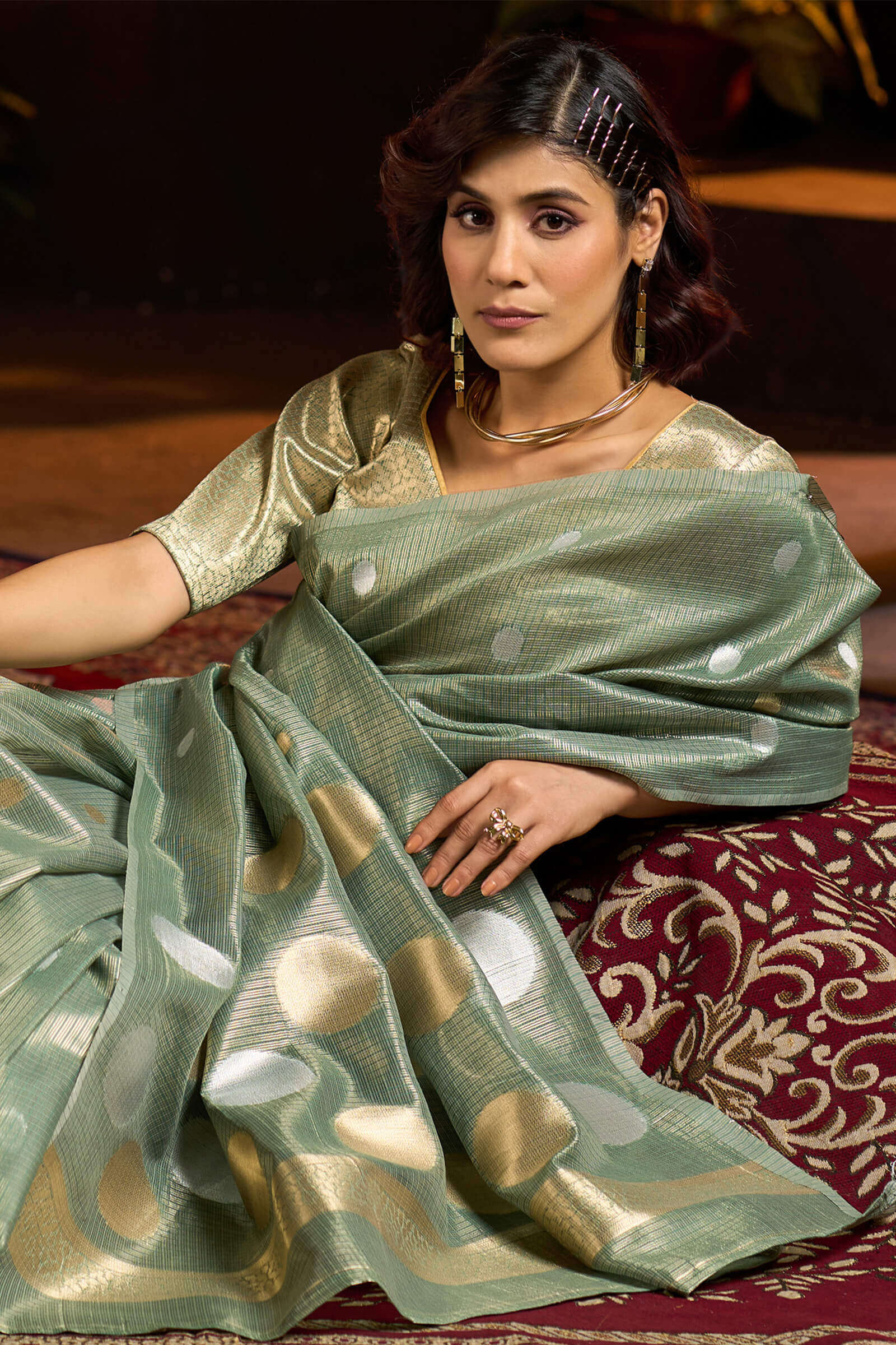 Murmurous Sea Green Soft Banarasi Tissue Silk Saree With Enticing Blouse Piece - Image 7