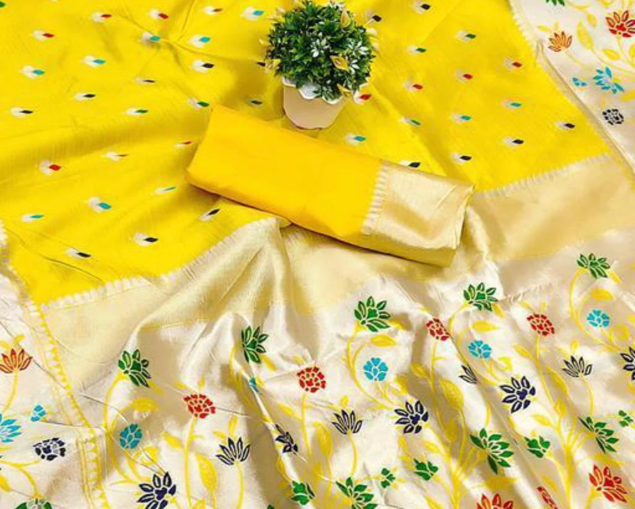 Murmurous Yellow Paithani Silk Saree With Propinquity Blouse Piece - Image 3