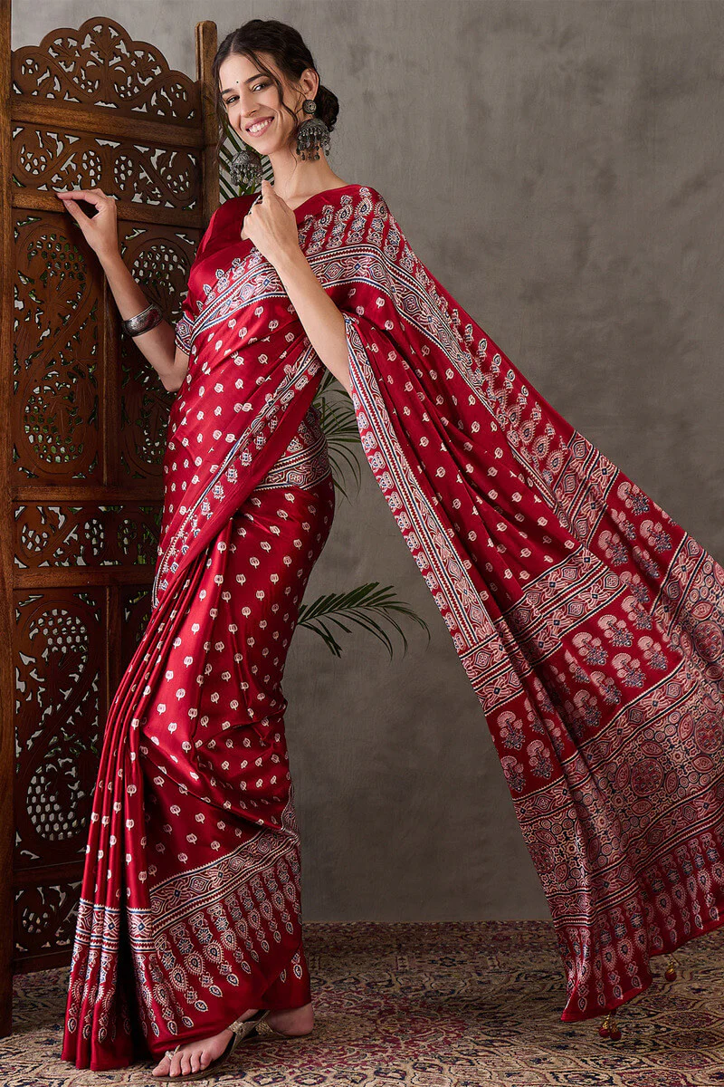 Nebula Red Ajrakh Printed Semi Modal Silk Saree With Flaunt Blouse Piece - Image 4