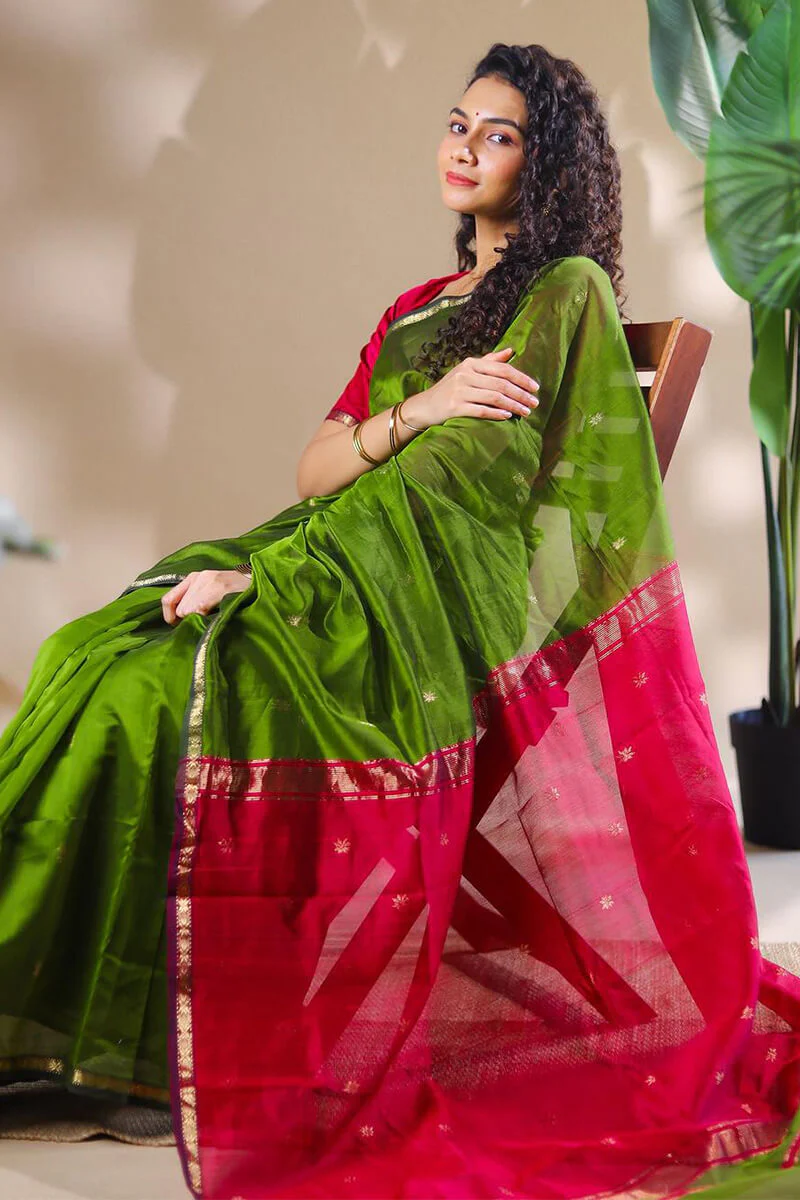 Opulent Green Cotton Silk Saree With Demanding Blouse Piece - Image 5