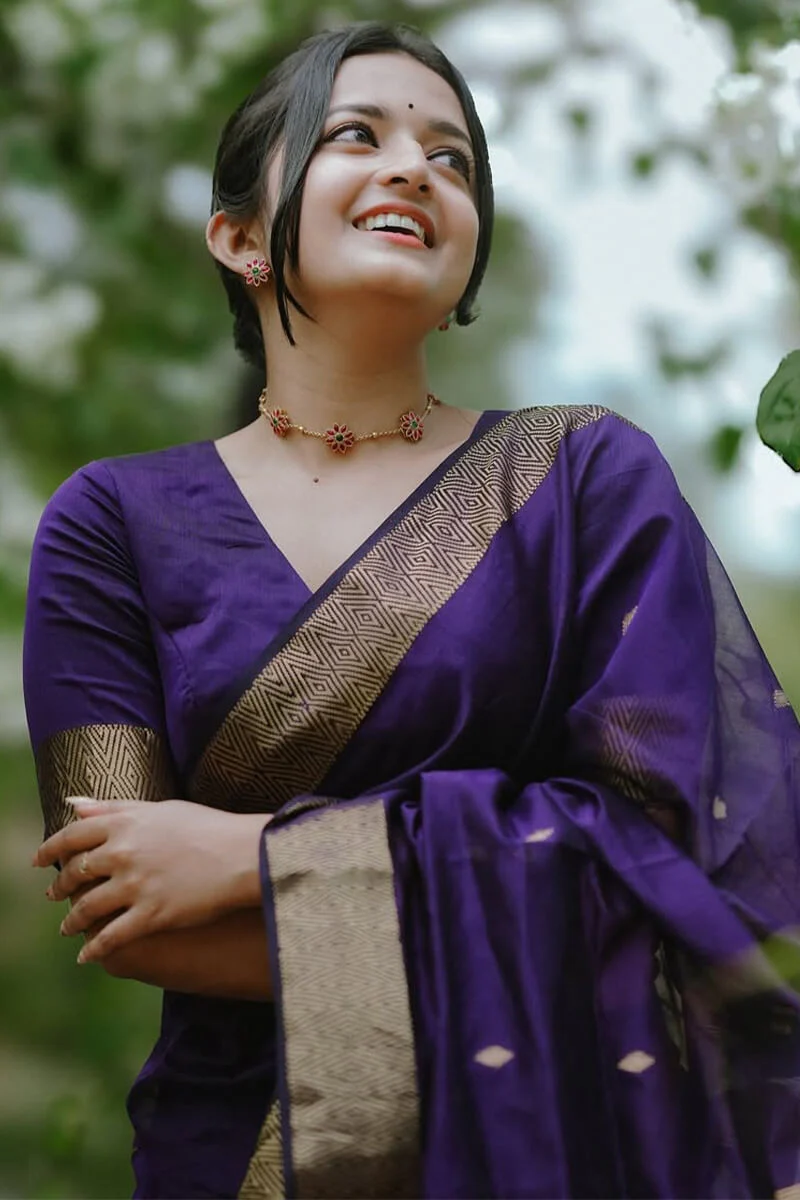 Opulent Purple Cotton Silk Saree With Radiant Blouse Piece - Image 4