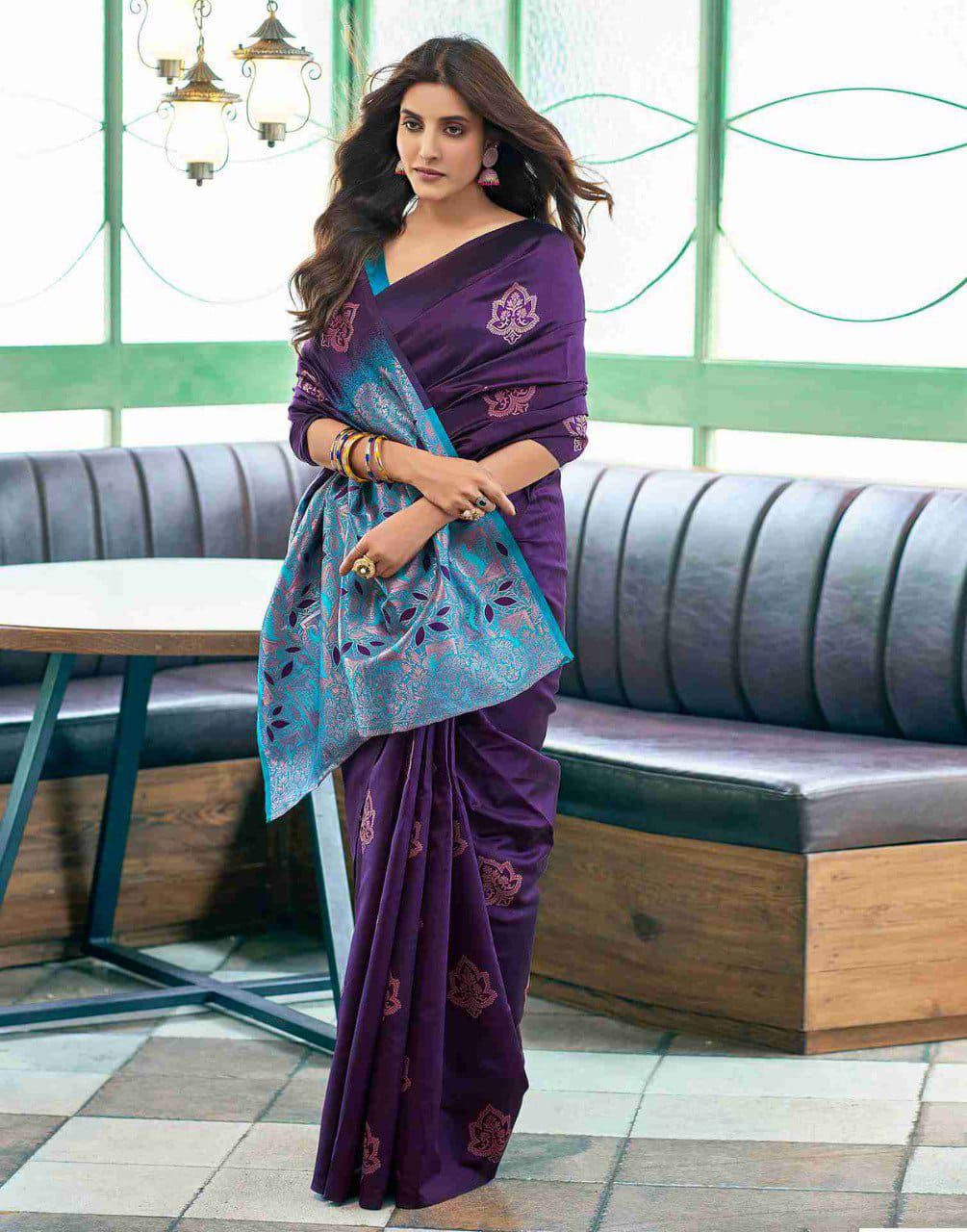Opulent Purple Soft Silk Saree With Glorious Blouse Piece - Image 4