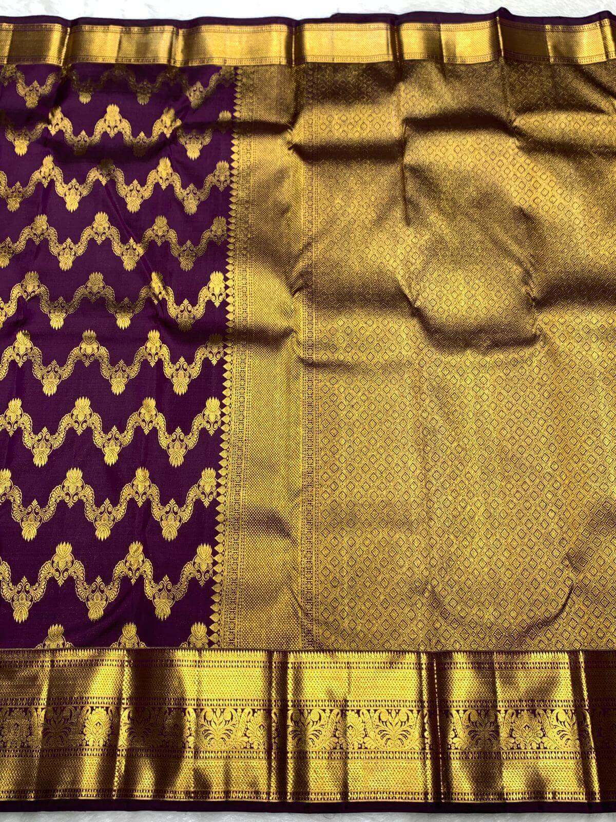 Ornate Purple Pure Zari Weaving Banarasi Silk Saree With Dissemble Blouse Piece - Image 5