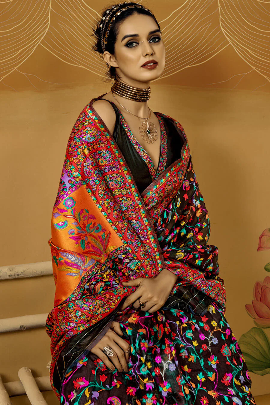 Outstanding Black Pashmina Saree With Pleasurable Blouse Piece - Image 2