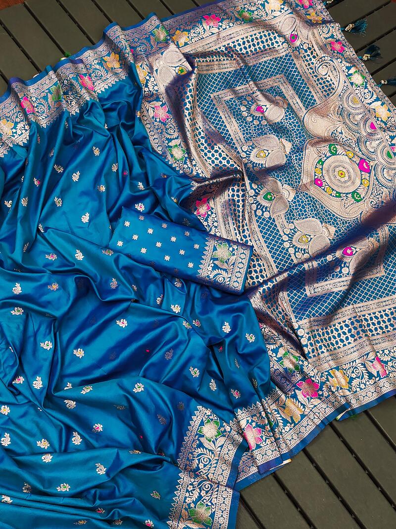 Palimpsest Firozi Soft Banarasi Silk Saree With Smashing Blouse Piece - Image 3