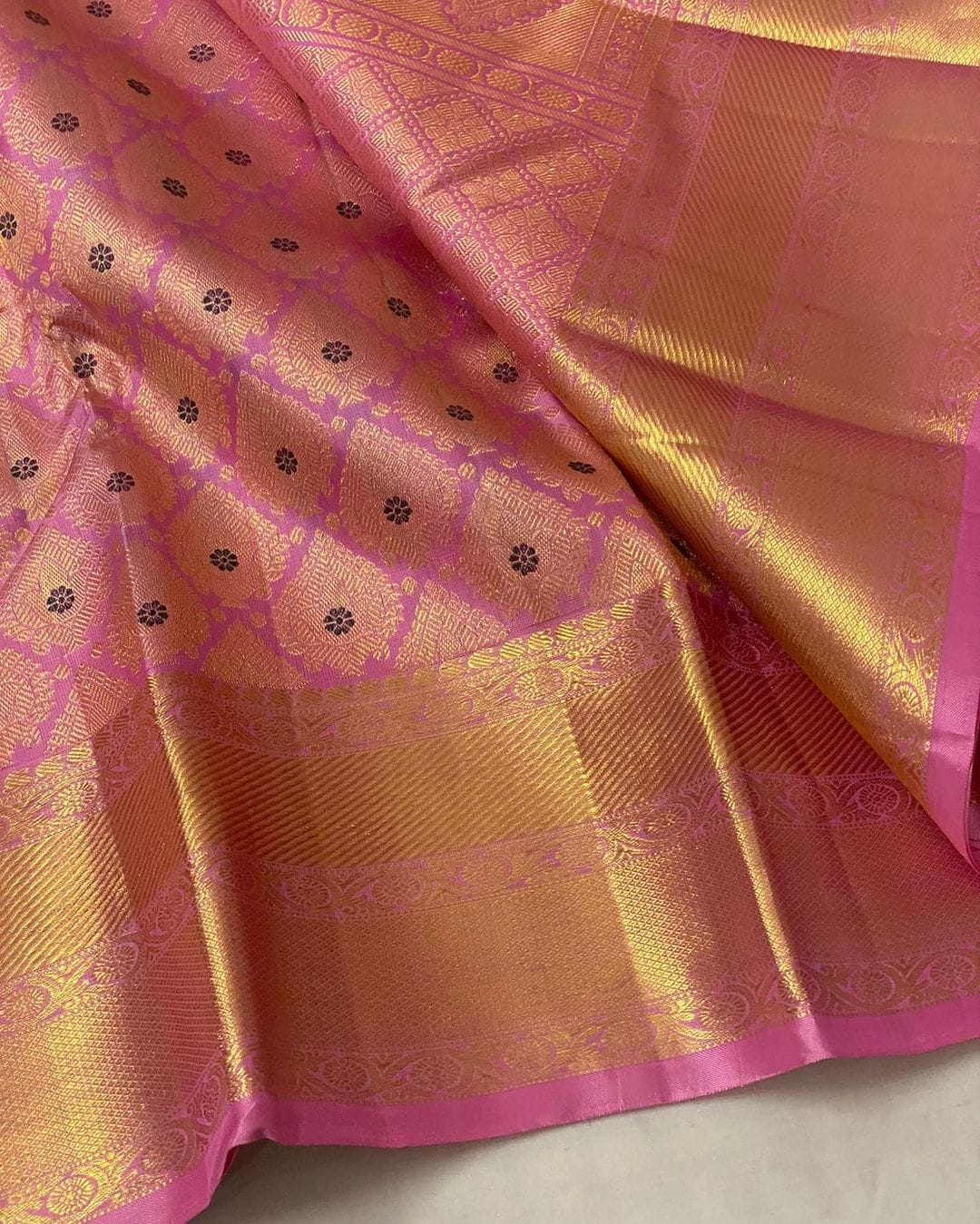 Palimpsest Pink Soft Silk Saree With Susurrous Blouse Piece - Image 3