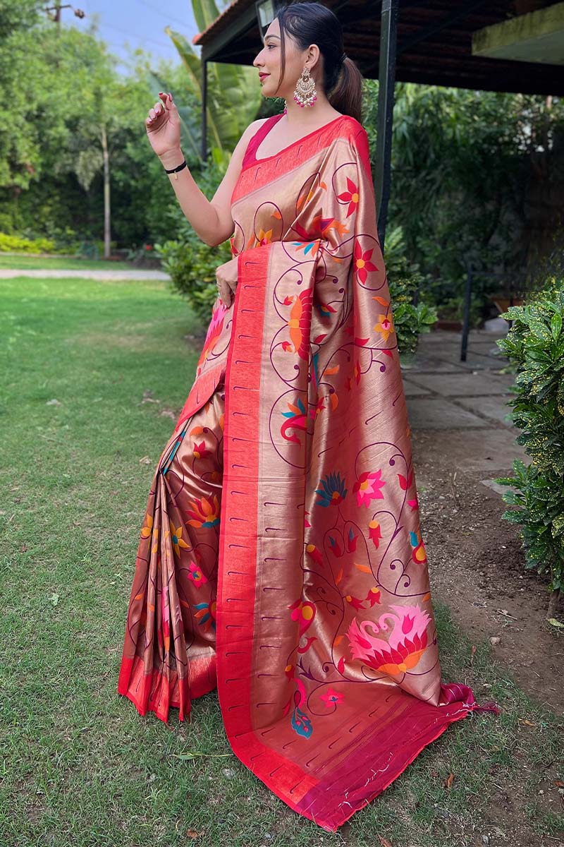 Panache Magenta Paithani Silk Saree With Flaunt Blouse Piece - Image 3