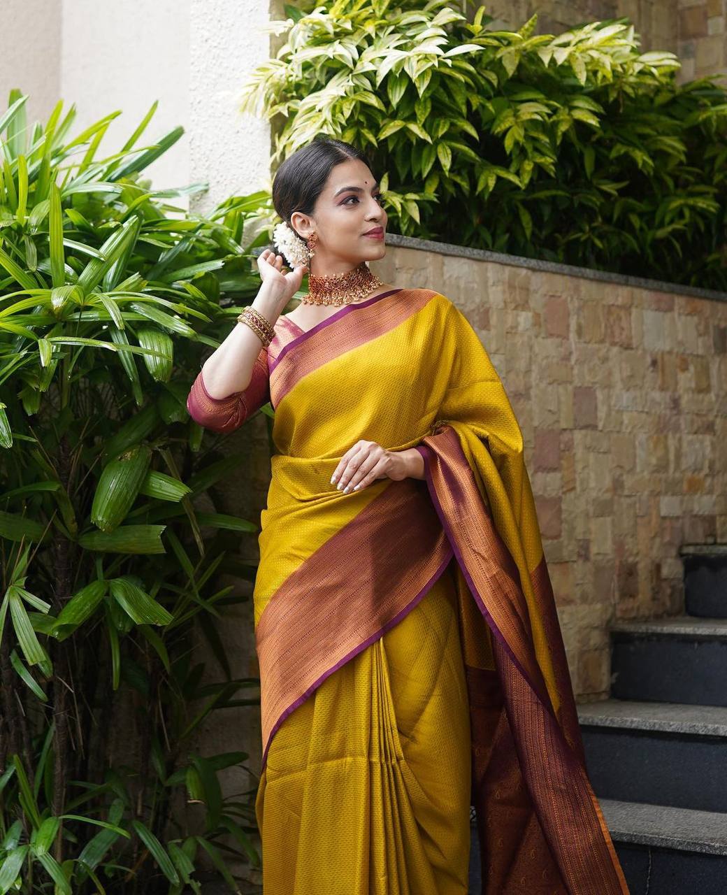 Panoply Golden Soft Silk Saree with Propinquity Blouse Piece - Image 3